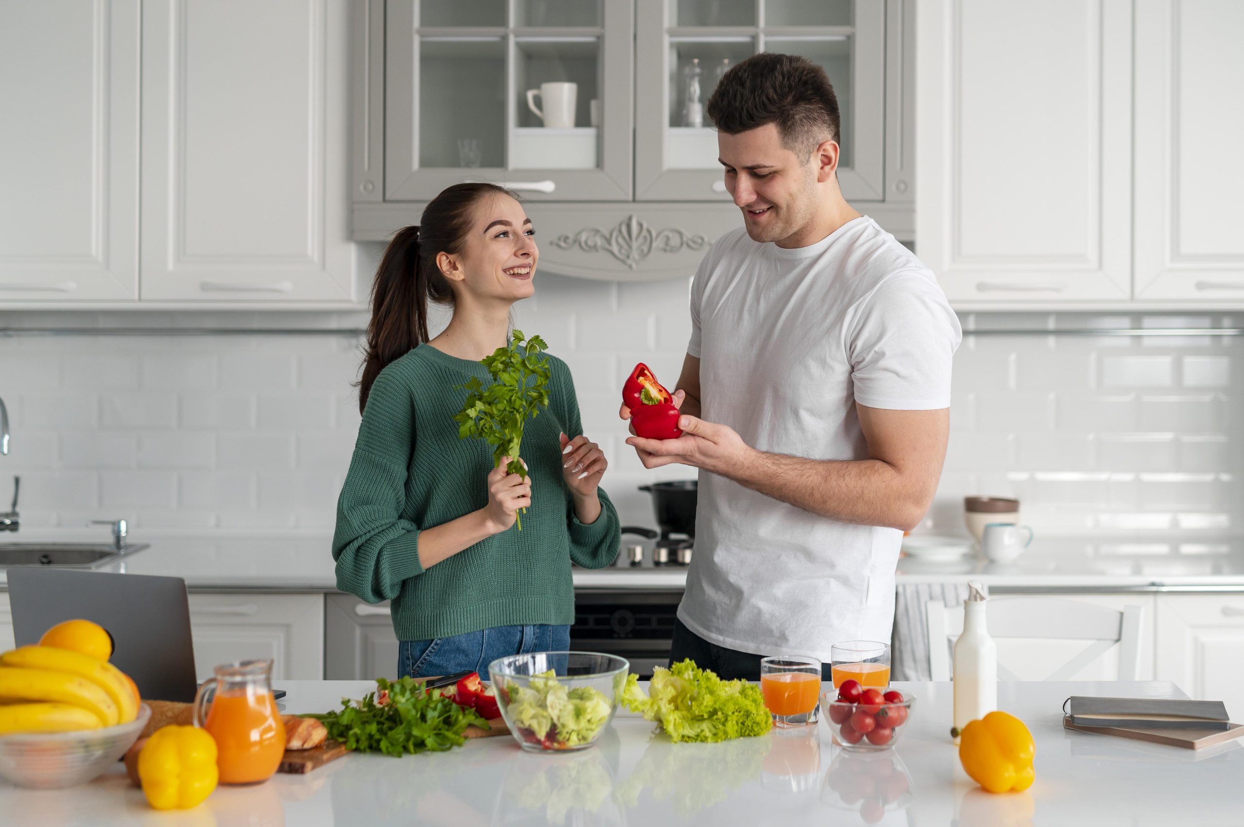 Nutrition Hacks to Boost Energy and Strengthen Immunity